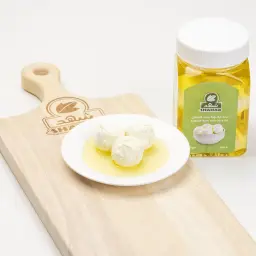Plain Labneh Balls in Oil