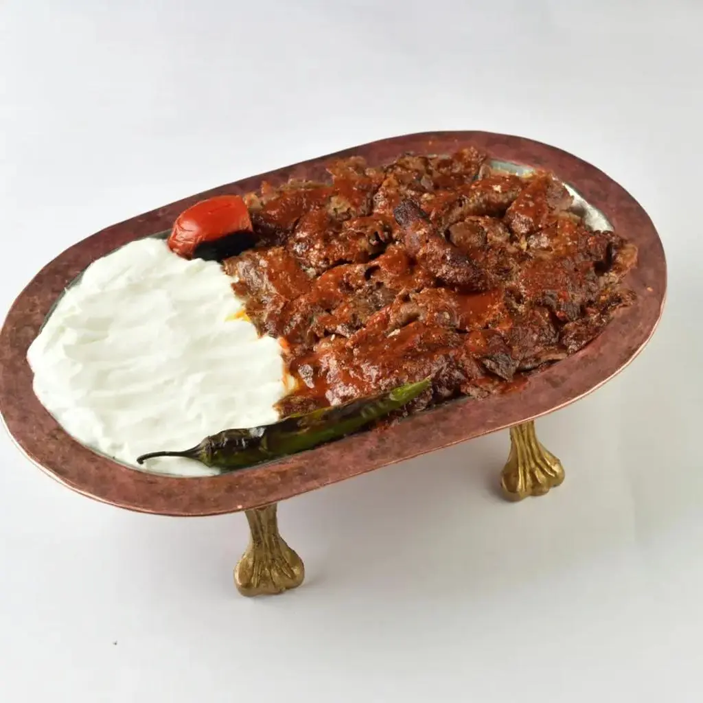 صحن شاورما لحم اسكندر