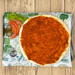 منقوشة محمرة