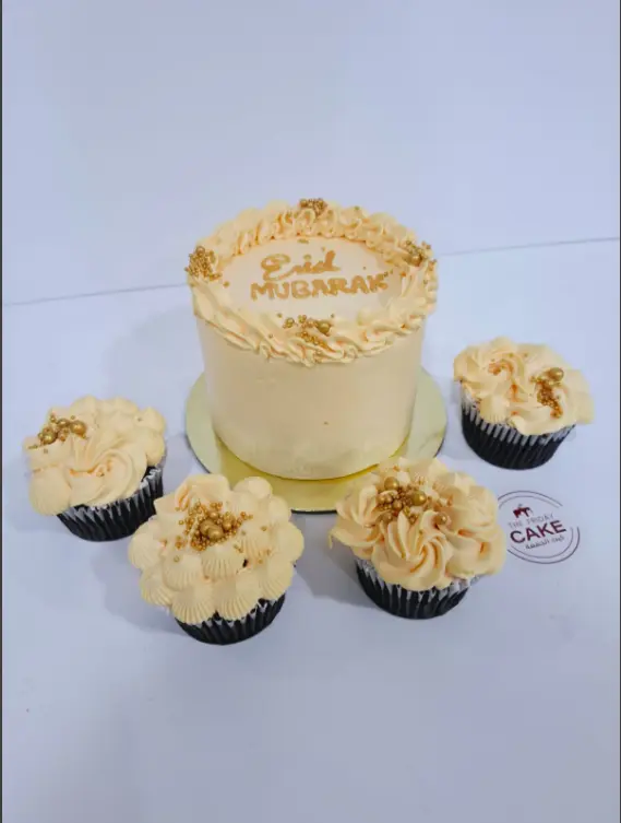 Eid mubarak box mini with 4 cup cake cake