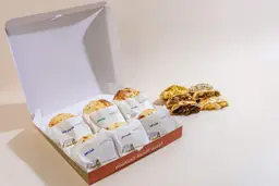 Circle Pastry Box 6 Pieces