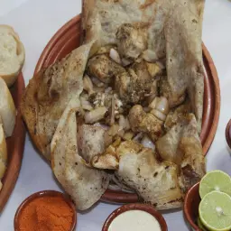 مدفون سيريه دجاج