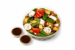 FARMEEZ GOAT CHEESE LUXURY SALAD