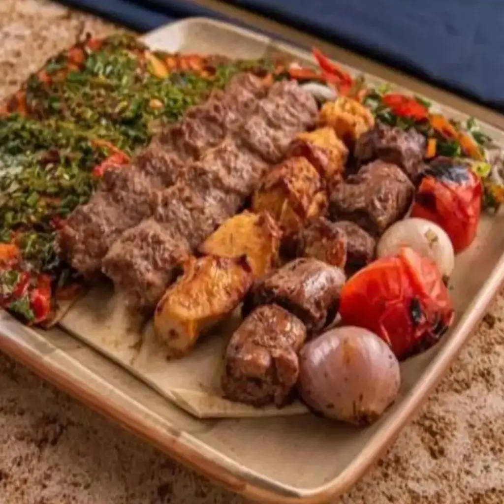 طبق مشاوي مشكل اكسترا لحم عجل فيليه مبرد
