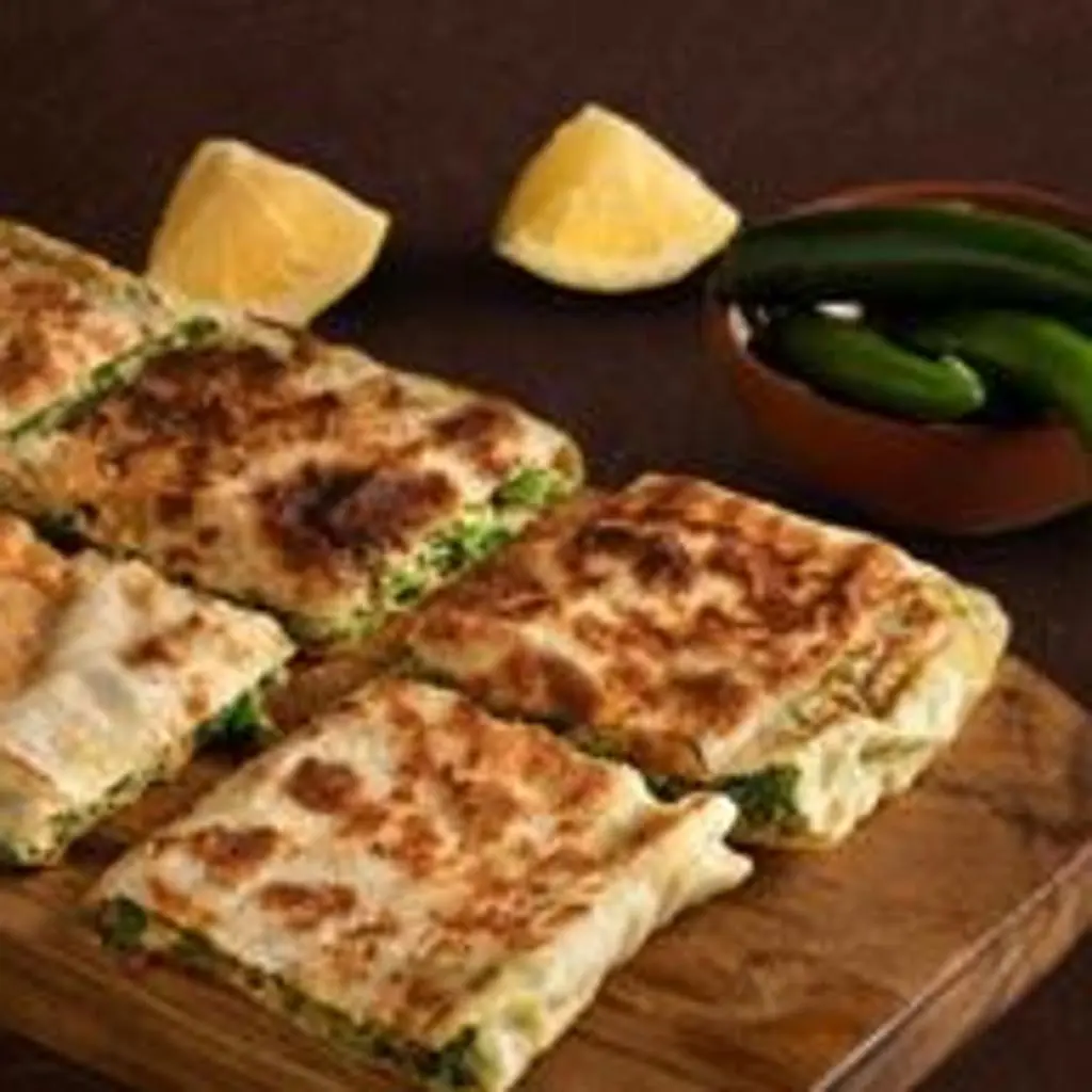 مطبق بالخضار