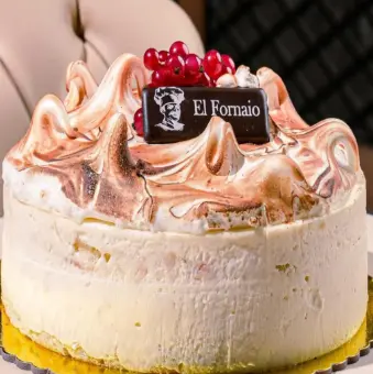 4 Seasons Cake - Medium