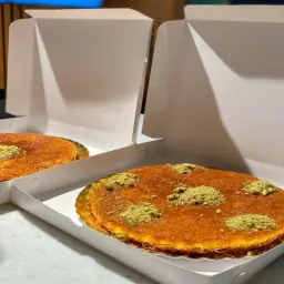عرض القشطة العيلة ( ١ قشطة ناعمة و ١ قشطة خشنة )
