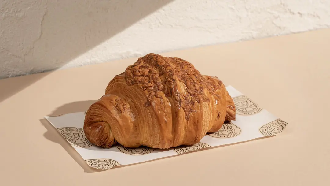 Croissant 4 chesse and bacon