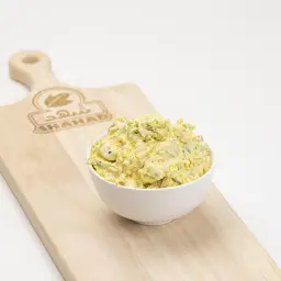 Cheese Spread with Vegetables and Zaatar