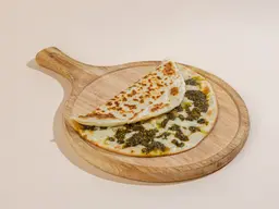 Akkawi & Zaatar Manakish
