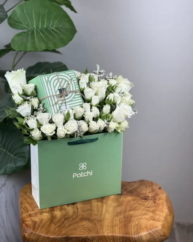 Patchi chocolate with roses A