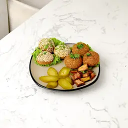 صحن فلافل