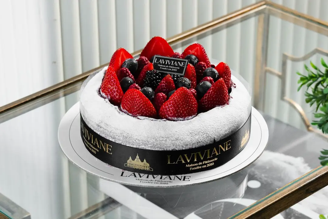 Red Velvet Volcano Cake - Medium