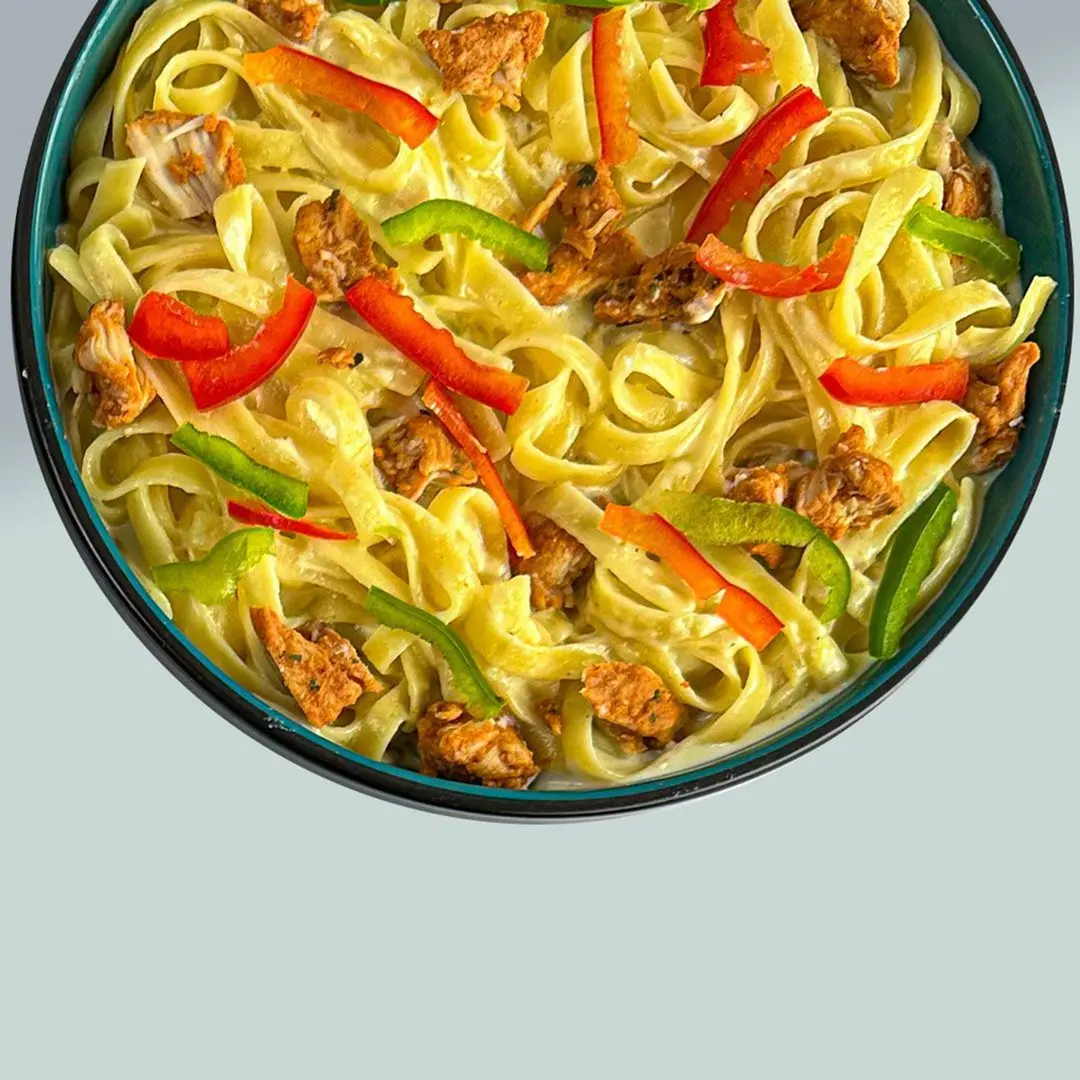 Fettuccine Alfredo (white)