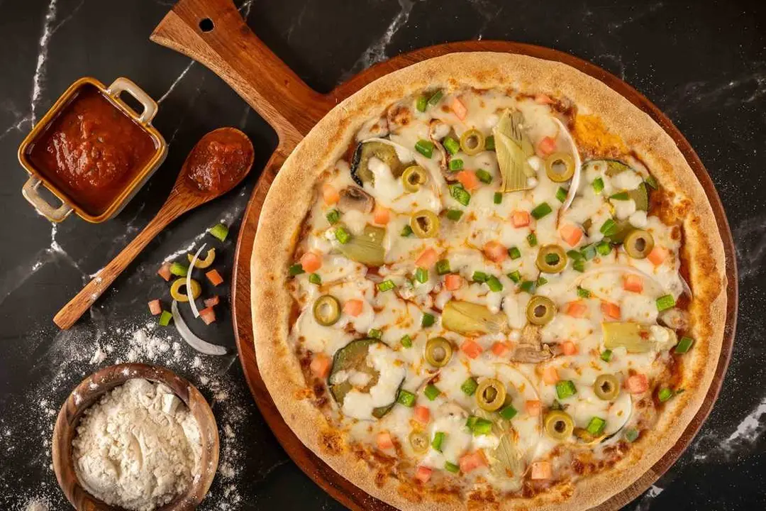 Veggie Supreme Pizza Large