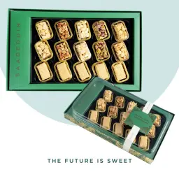 Small Arabic Nuts Box