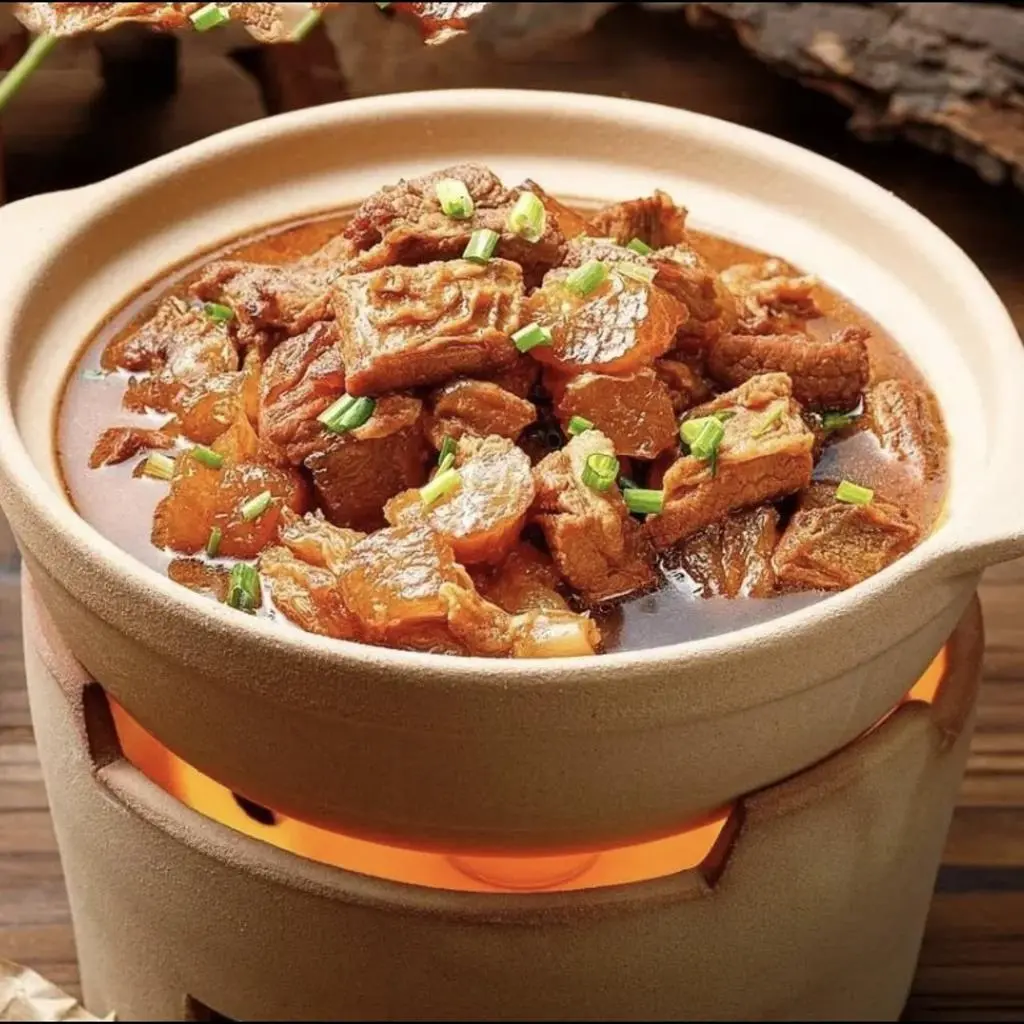 Beef Cooked with Tomato