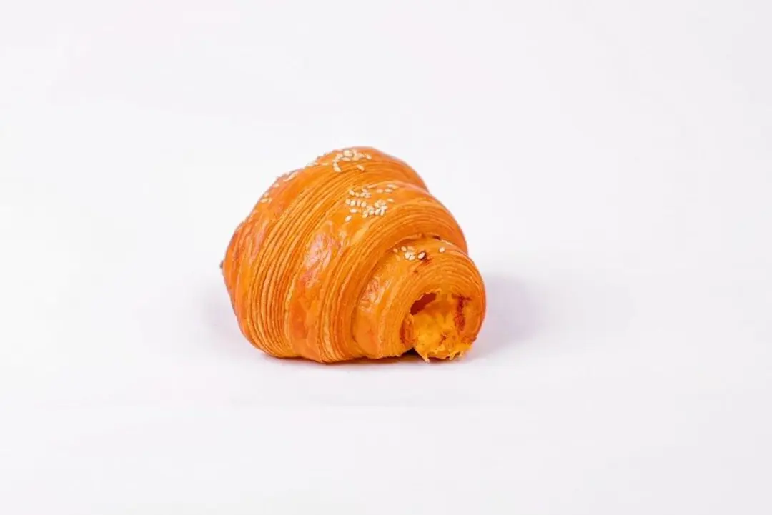 Cheddar Croissant