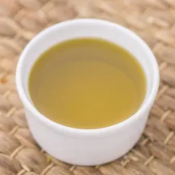 علبة زيت زيتون