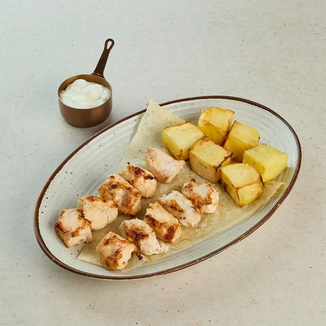 Healthy Shish Tawook Platter