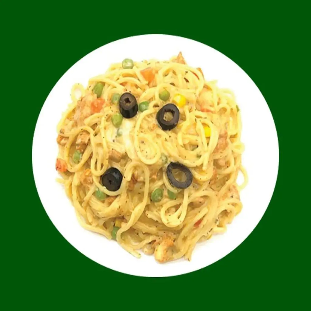 سباجيتي دجاج أبيض