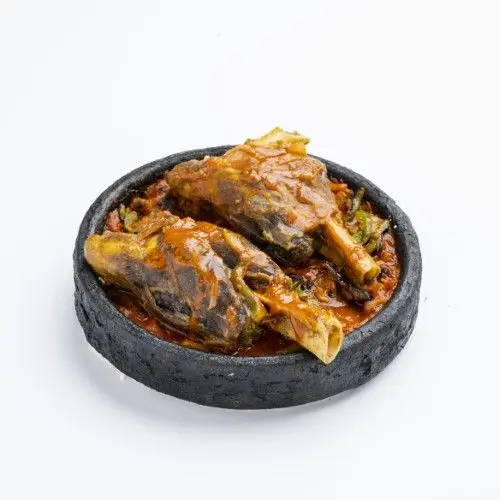 Incik in Clay Pan