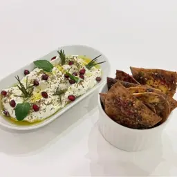 لبنة و قرقشة