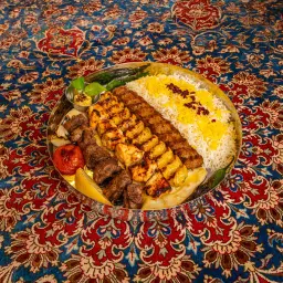 طبق شيراز - شخصين