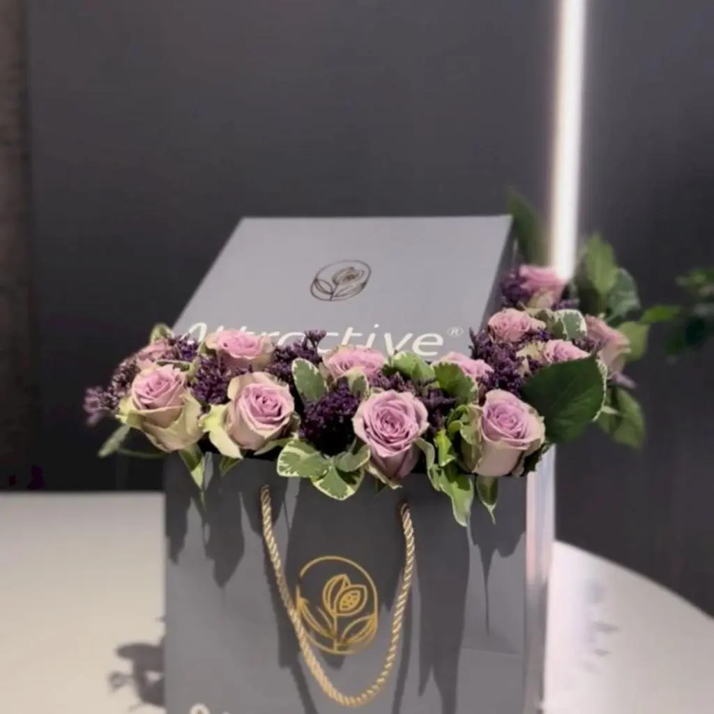 Chocolate with Natural Jory Roses