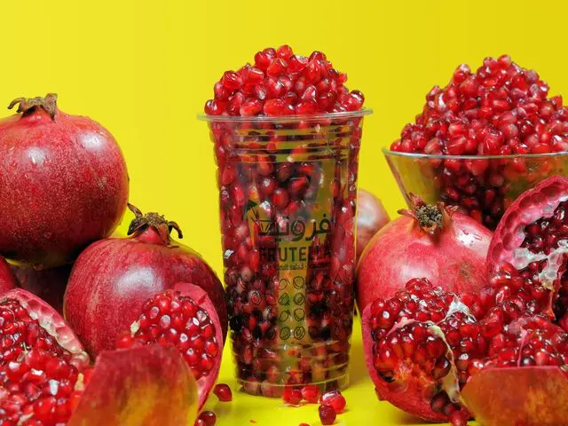 Pomegranate Seeds large