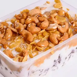 Royal Areeka with Cashew