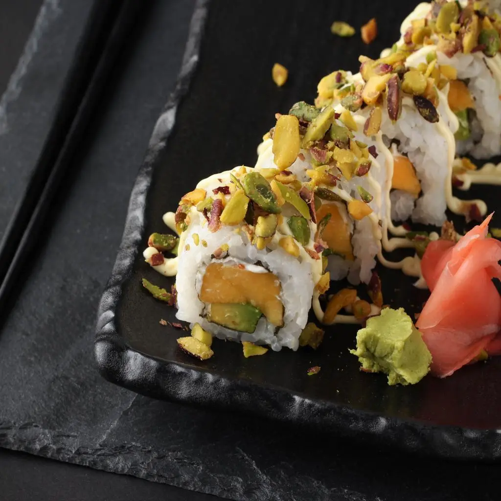 Crunchy Pistachio Roll