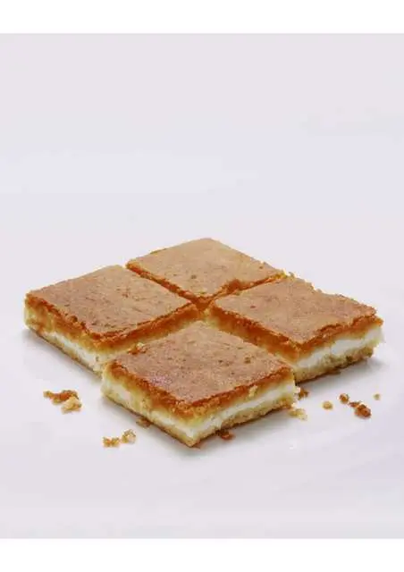 بسبوسة بالقشطة