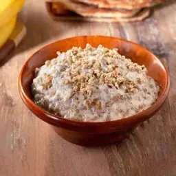 Masoub with Cream and Honey