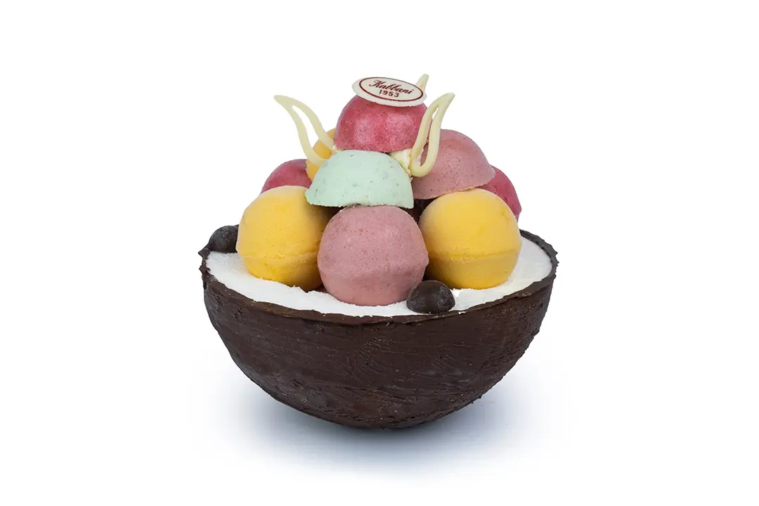 Coconut Ball With French Ice Cream