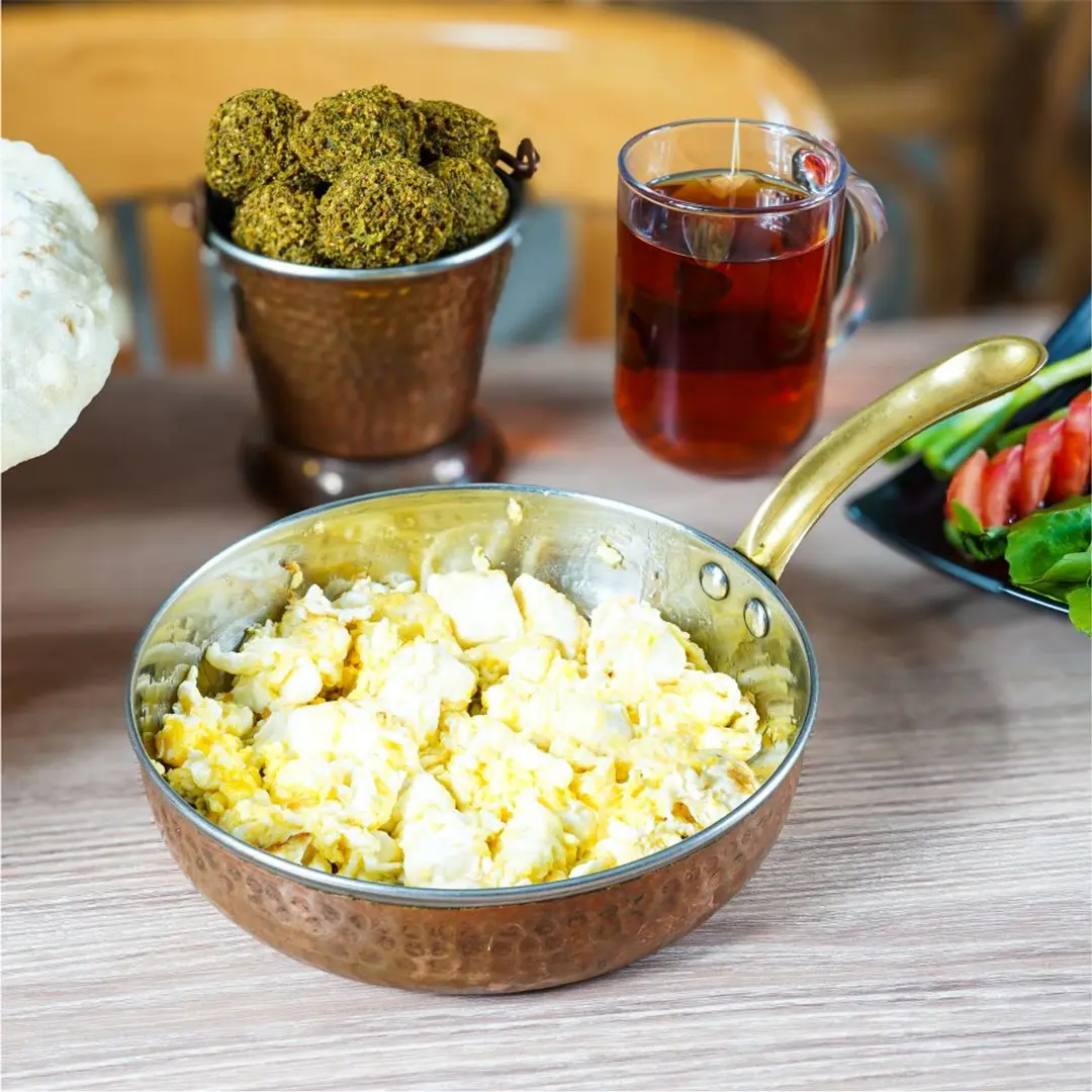 Fride Egg With White Cheese