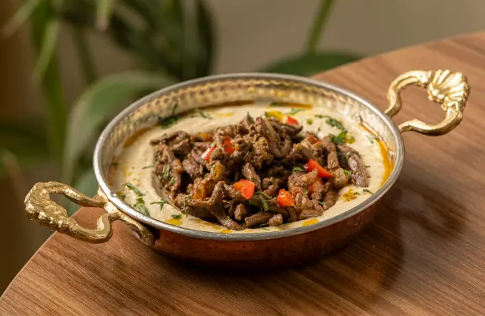 كبدة مع الحمص