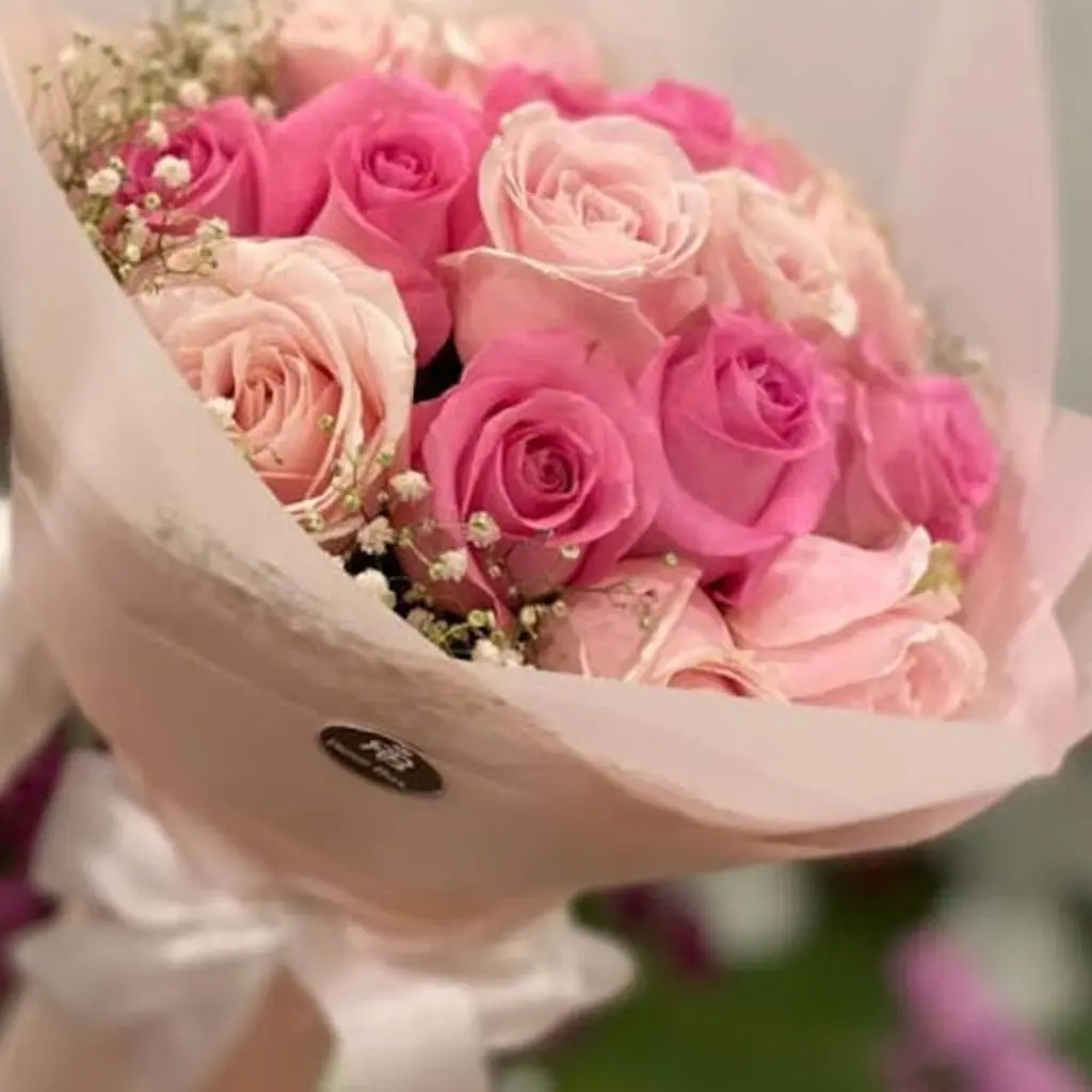 باقة صندوق روز 13