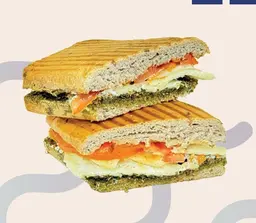 Za'atar Halloumi Sandwich