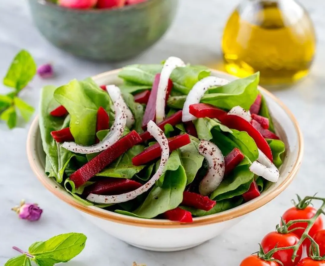 Rocket Leaves and Beetroot