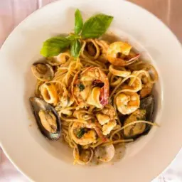 Seafood Pasta With Tomato