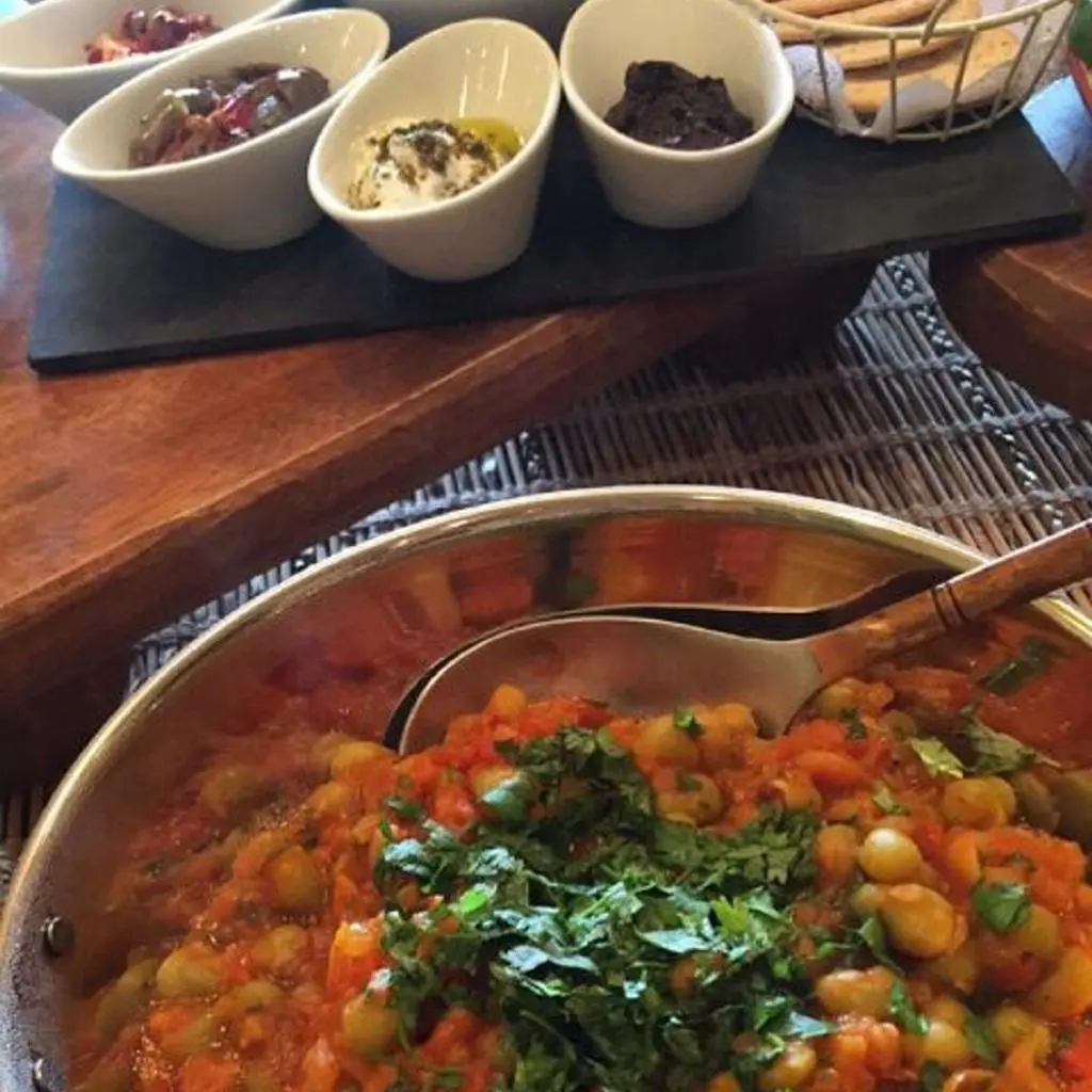 صحن بازلاء بالتونة