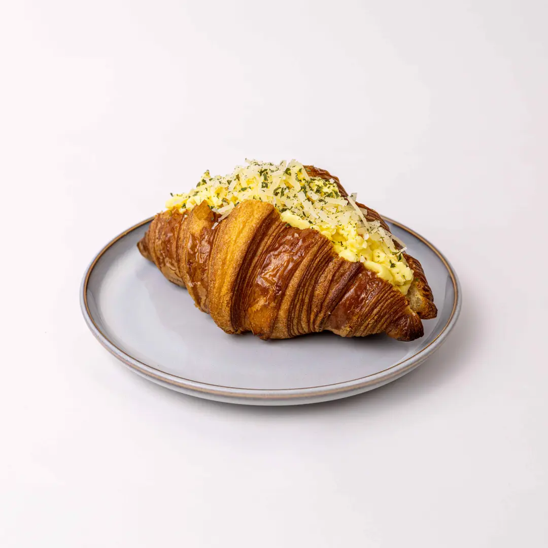 Cheesy Scrambled Egg Croissant