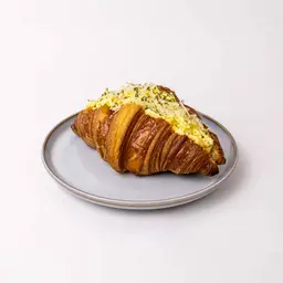 Cheesy Scrambled Egg Croissant