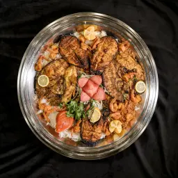 صحن وليمة - 6 أشخاص