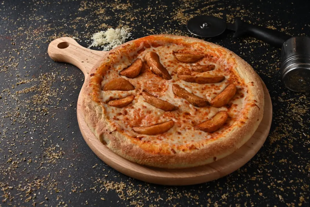 بيتزا وسط ودجز