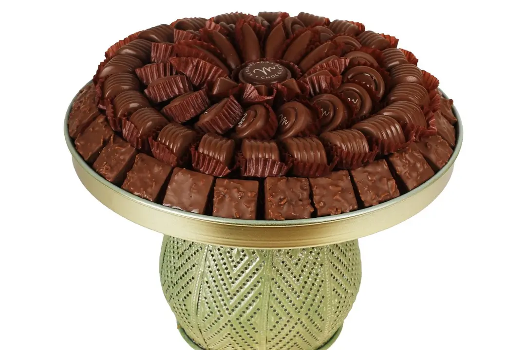 Unwrapped Eid Chocolate Tray-UC20