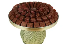 Unwrapped Eid Chocolate Tray-UC20