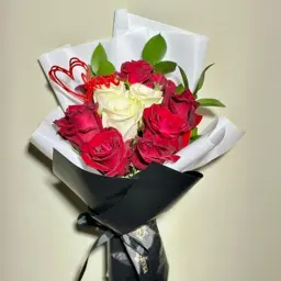 Love Bouquet 600