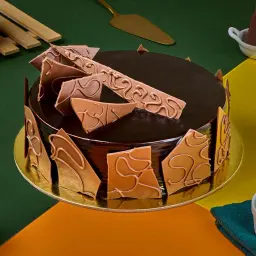 كيك شوكولاتة جناش